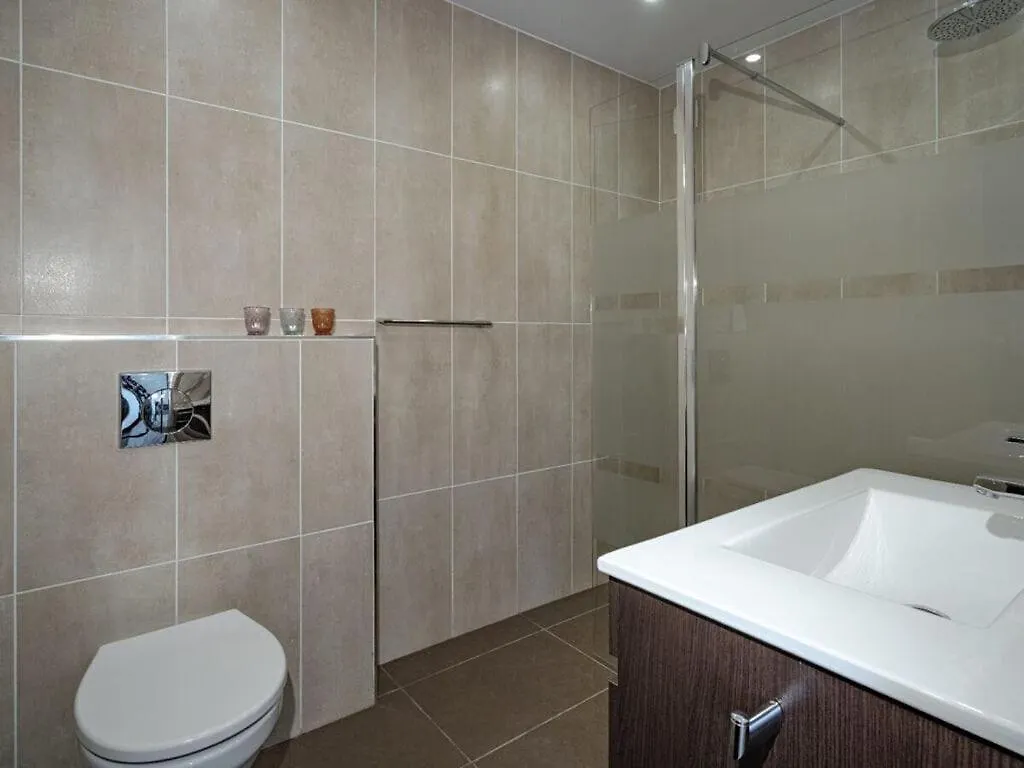 Villa Andaluz Roses Mas Fumats 0*,  ספרד